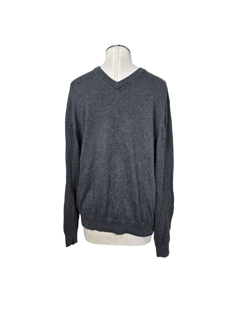 Johnston & Murphy Gray V Neck Sweater M